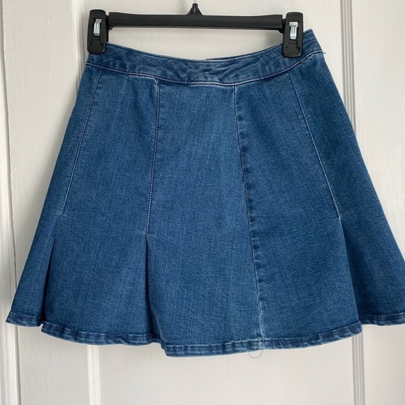 NWT-SO Denim Junior High Rise Tennis Skirt, Size: 5/ 27 W - Picture 2 of 5